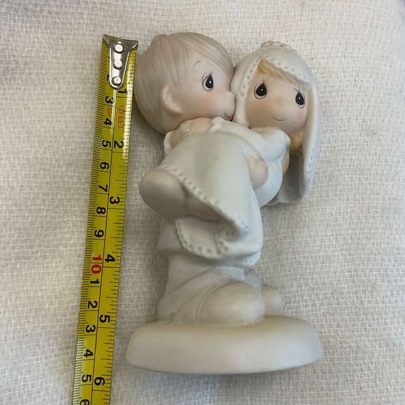 Vintage PRECIOUS MOMENTS Bless You Two Bride Groom Figurine 1982 Jonathan David - Picture 7 of 7